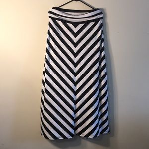 Black and white stripe skirt